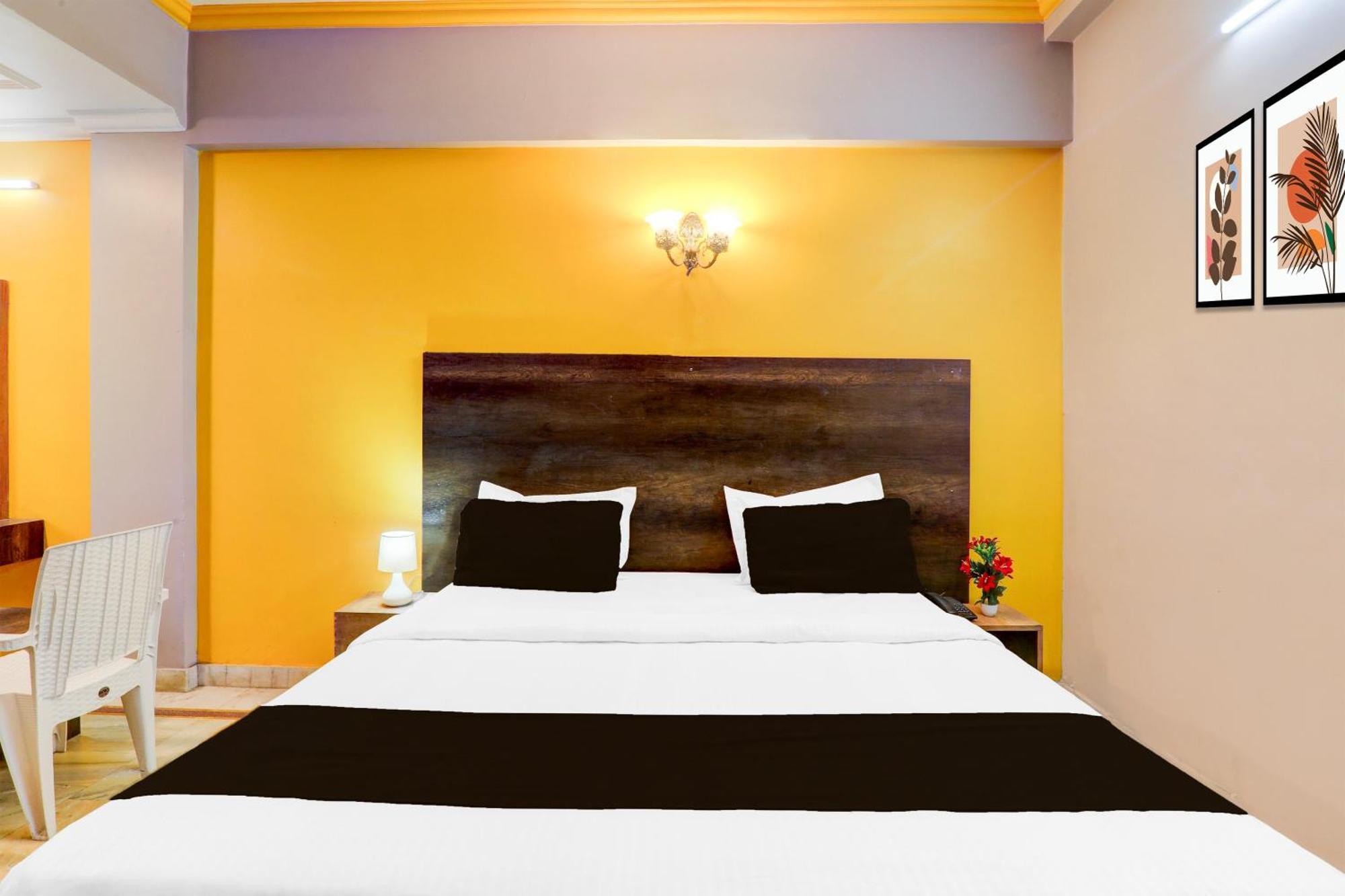 Super Hotel O Insaf Nagar Munshipuliya Formerly Vibrant Chinhat Экстерьер фото